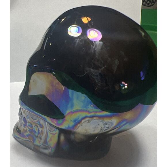-HALLOWEEN SKULL decor Dark Iridescent Reflective Skull Figurine - Picture 9 of 14